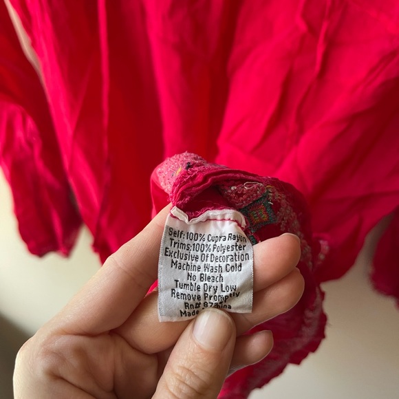 JOHNNY WAS Vanessa Cupro Blouse Red Embroidered Long Sleeve Tunic Top Medium - Picture 8 of 8